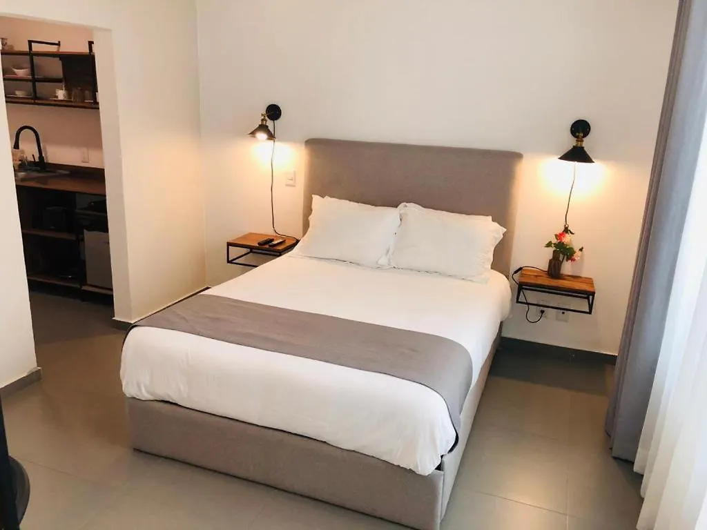 Aparthotel Urban Gran Plaza Zapopan